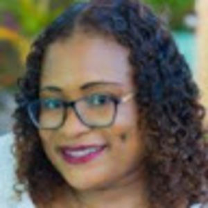 Meet your Posher, Nadia